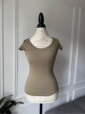 Garage olive green Short Sleeve Tee